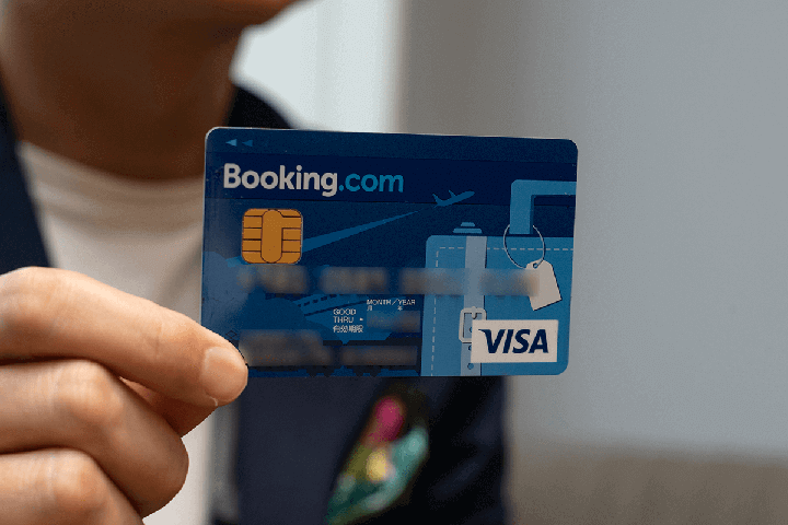 Booking.comカード
