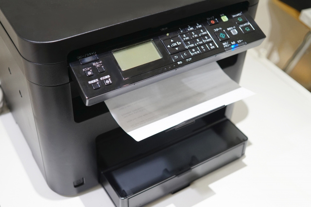 レーザープリンターは印刷スピードが速いので大量の印刷に便利