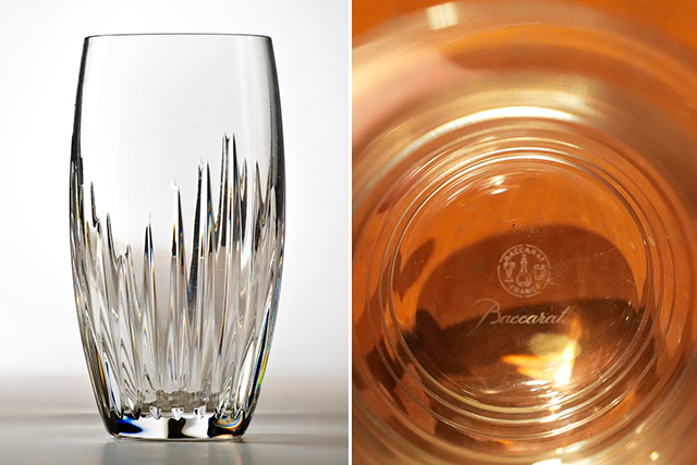 バカラのグラスのプレゼント用としても人気が高い。シグニチャーが記されているのも特徴