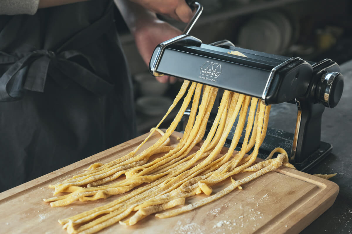 キッチンに置きたい！本場イタリア製MARCATOのパスタマシンがあれば 