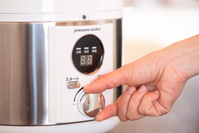 手動調理メニューは、調理法とあわせて時間や温度を細かく設定できる
