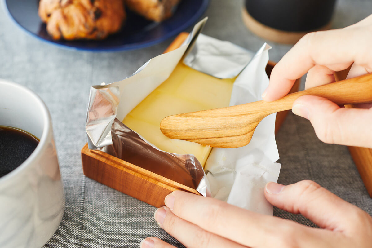 バターが固くなりすぎることがない