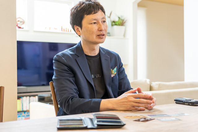「法人カードに大企業向けのものから個人事業主向けのものまでさまざまです。まずは、中小企業向けのカードを把握することが大切です」と菊地さん
