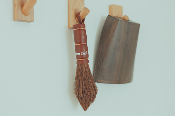 Broom Craft／棕櫚ほうき・ちりとり
