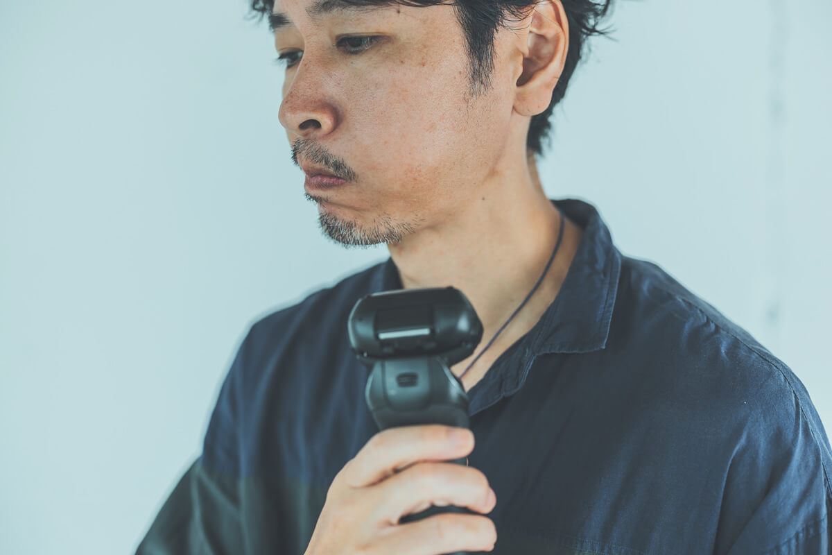口角は軽く膨らませる