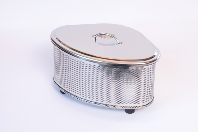 フタ付きのものは生ゴミが視界に入らなくなるので、来客時にも便利