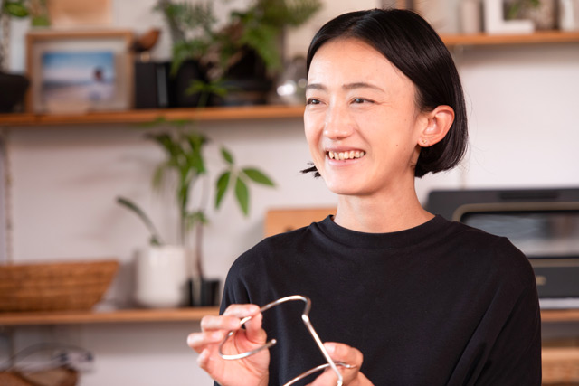 「目に見える場所に三角コーナーを置くことで、洗い物がはかどりそうです」と本多さんはいう