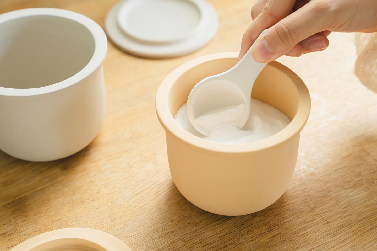 湿気を吸収し、食材をさらりとした状態に保つ