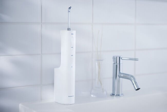 歯ブラシやデンタルフロスだけでは取り切れない汚れにはジェットウォッシャー ドルツも検討しよう