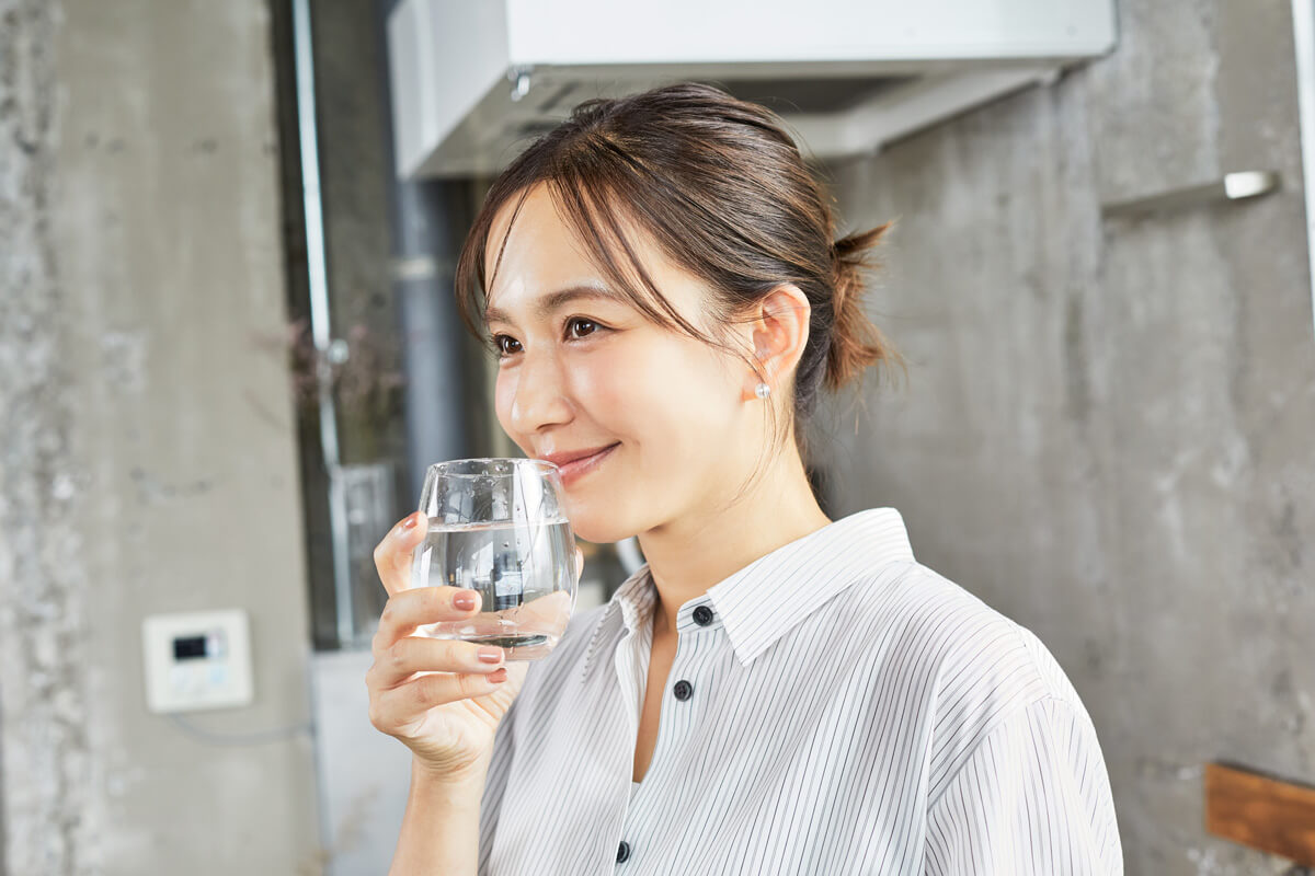 特徴1｜水素を含んだアルカリ性の水をいつでも手軽に飲める