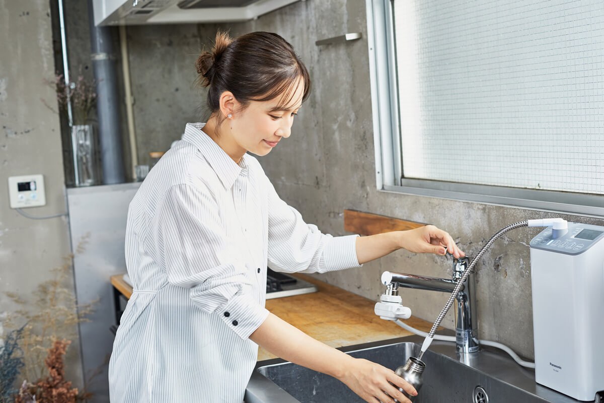 コスパは大満足！ 外出時もアルカリイオン水を持ち歩くことができる！