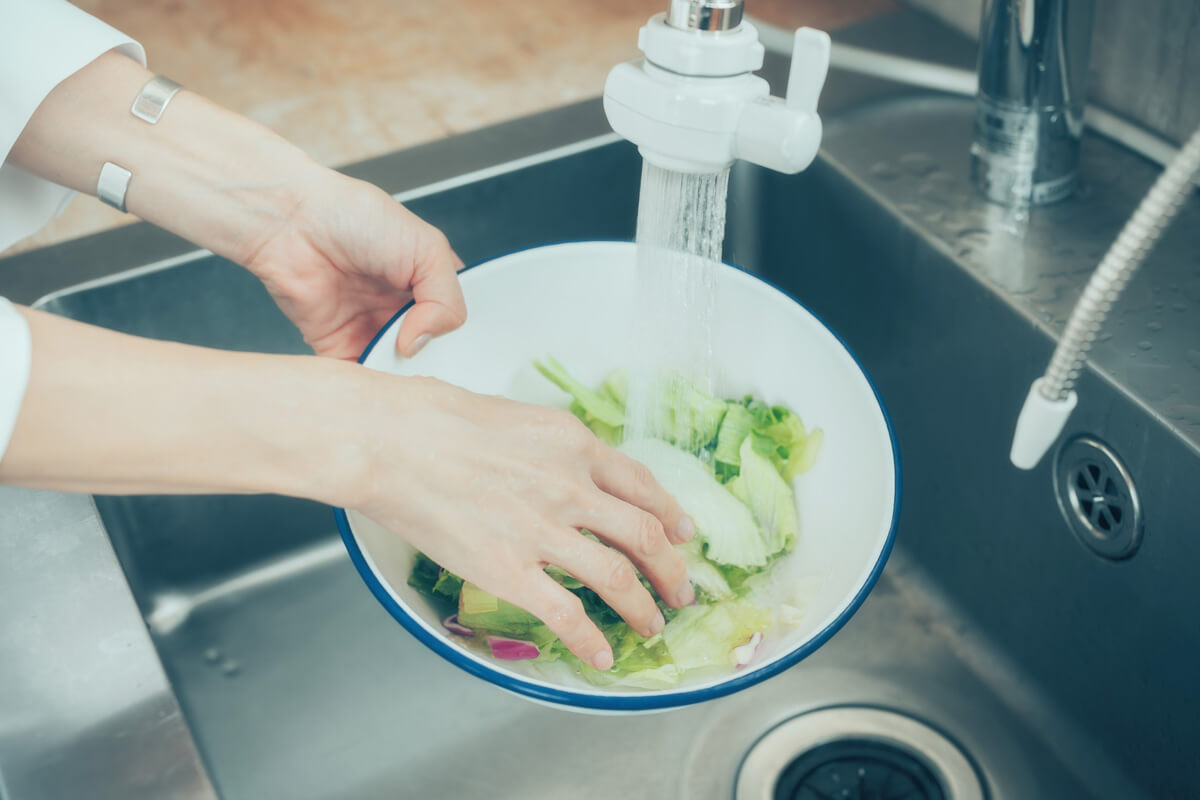 また、蛇口に設置する水切換レバーで「原水」もしくは「シャワー（原水）」を選択することももちろん可能。