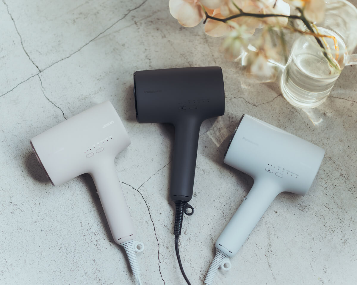 寝ぐせを抑え、翌朝スタイリングがしやすい髪に導く！おすすめドライヤー パナソニック ヘアードライヤー ナノケア EH-NA0K