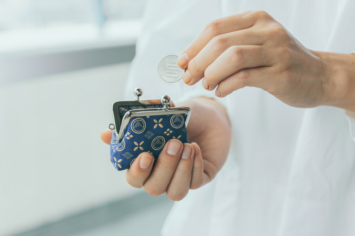 【印伝の山本】底つまみガマグチ