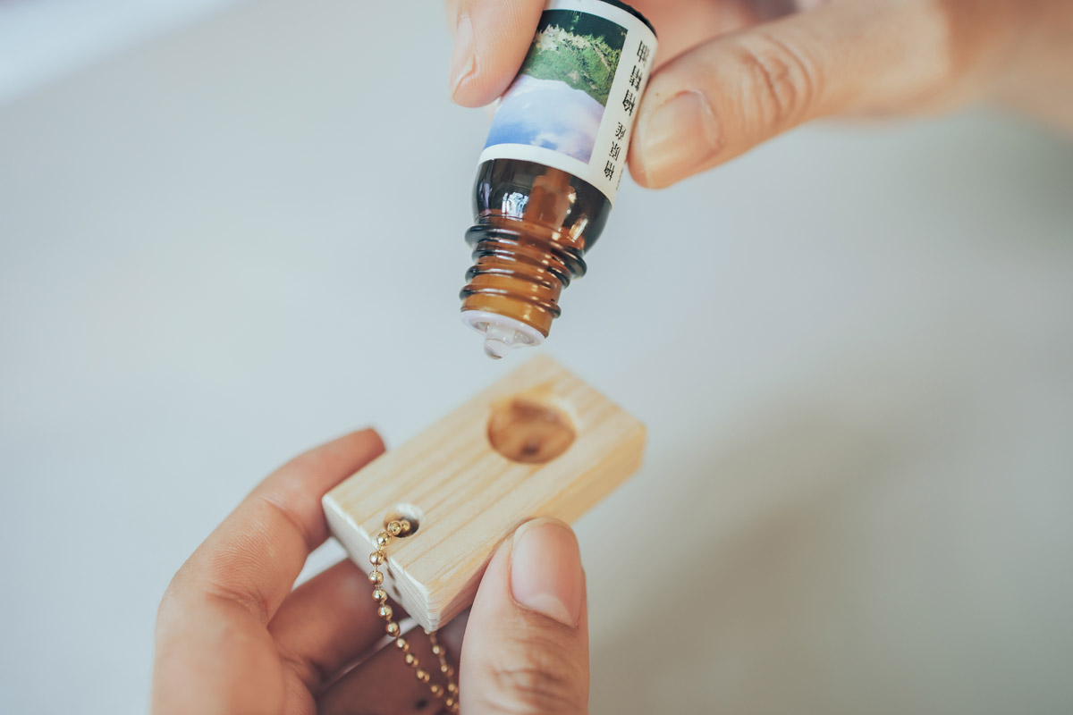 檜原村に多く自生し、村名の由来となっているのが「檜（ヒノキ）」。