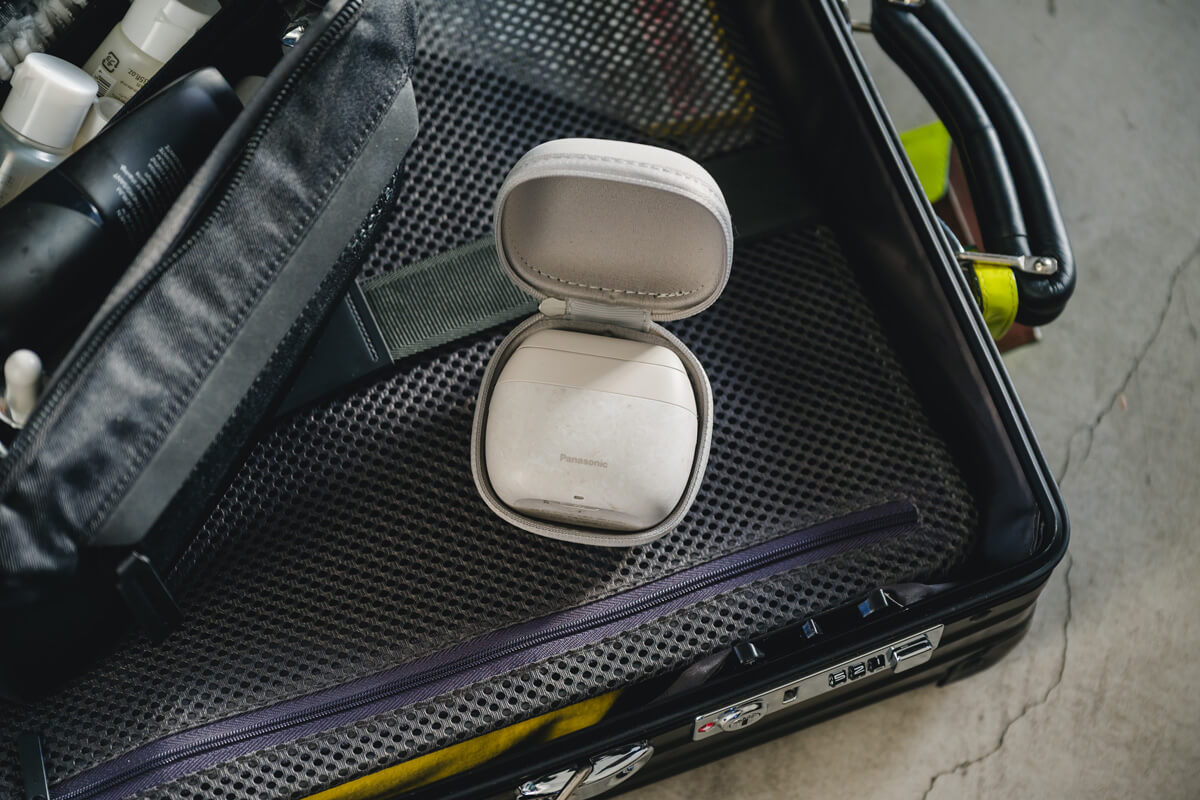 海外出張でも電圧を気にせず使えるし、本当に助かります。