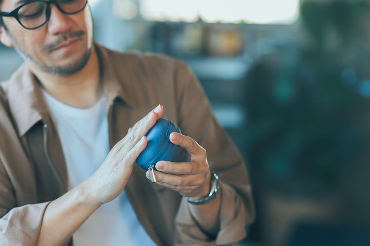 アイデンティティを表現できるカラー展開もさることながら、モーター部分に特別な刻印があり、所有欲が満たされそうです。