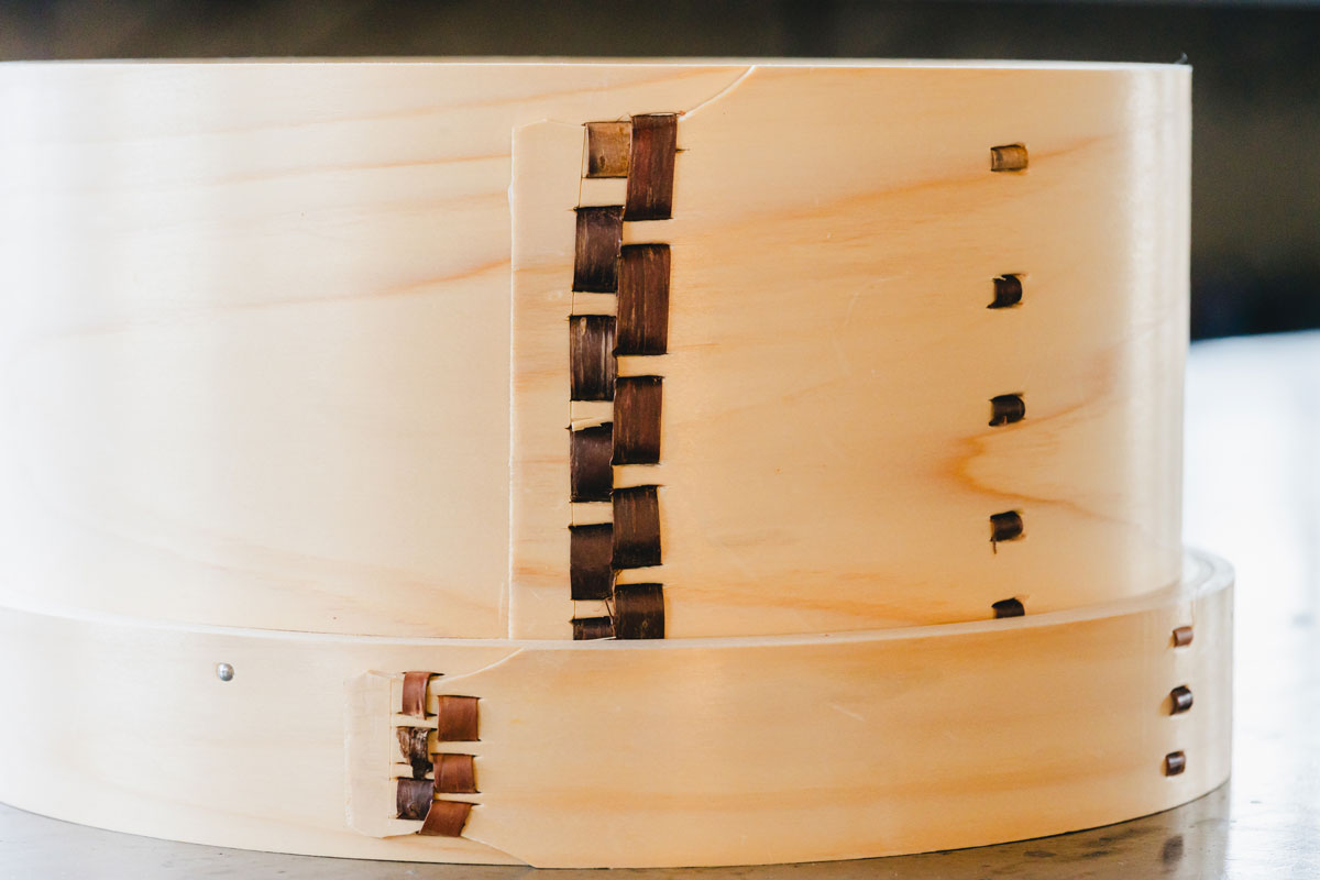 国内に数名の職人の技が詰まった希少品