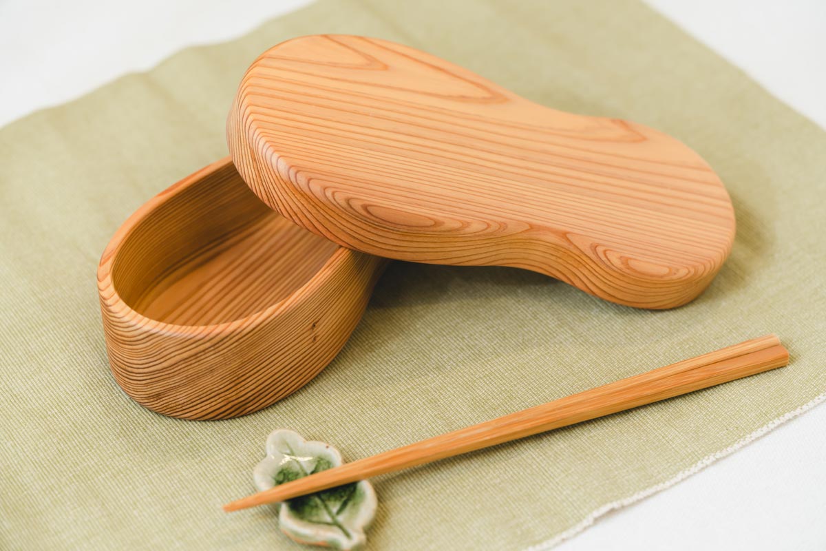 【ZUKOUSHITU】くりぬき 木のお弁当箱 450cc