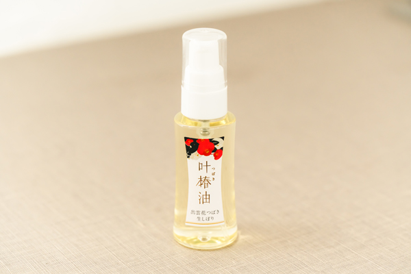 心の駅 陽だまりの丘／出雲椿生しぼり油 叶椿