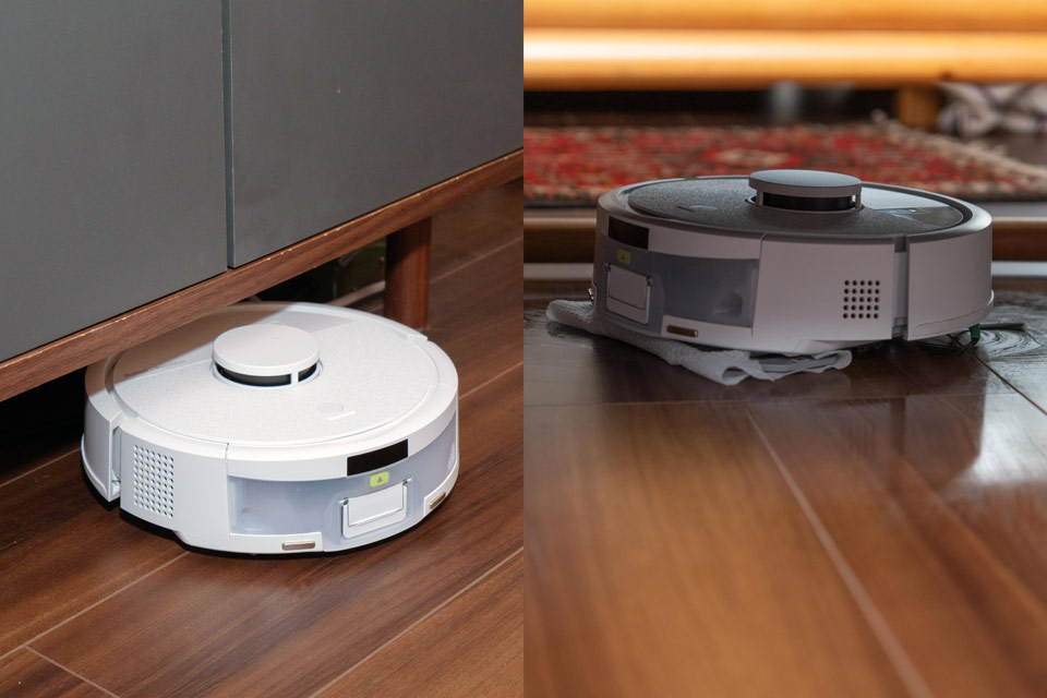 「コードレス掃除機では届かなくて諦めていた棚の下（左）やソファの下（右）も、スイスイ入り込んで掃除してくれました」（とみいさん）