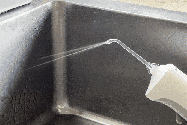 特徴1｜超音波水流で優しく高い洗浄力