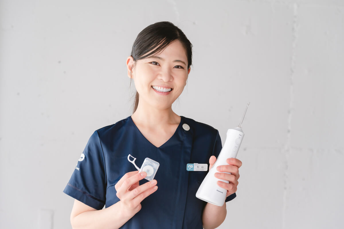 Q. デンタルフロスとどちらが優れている？