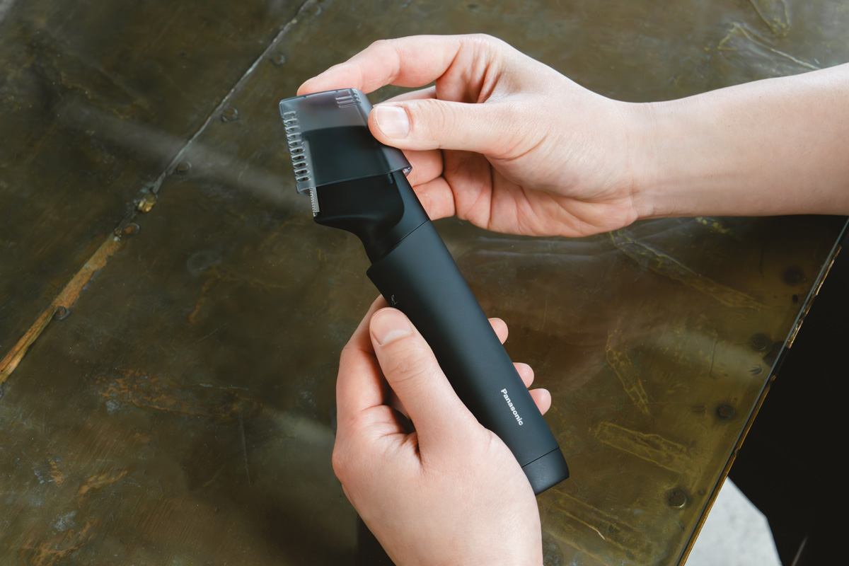 肌ガードアタッチメントを付けている様子