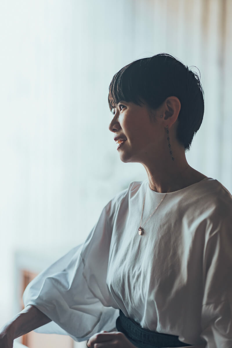 チャーミングでしなやかながら、凛とした芯も併せ持つ谷尻さん