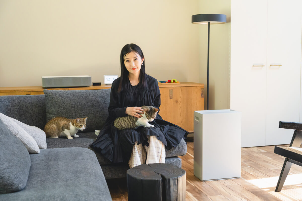 猫を飼っている家が臭うのはなぜ？原因と対策を獣医師が解説！家のニオイ対策には脱臭機が効果的