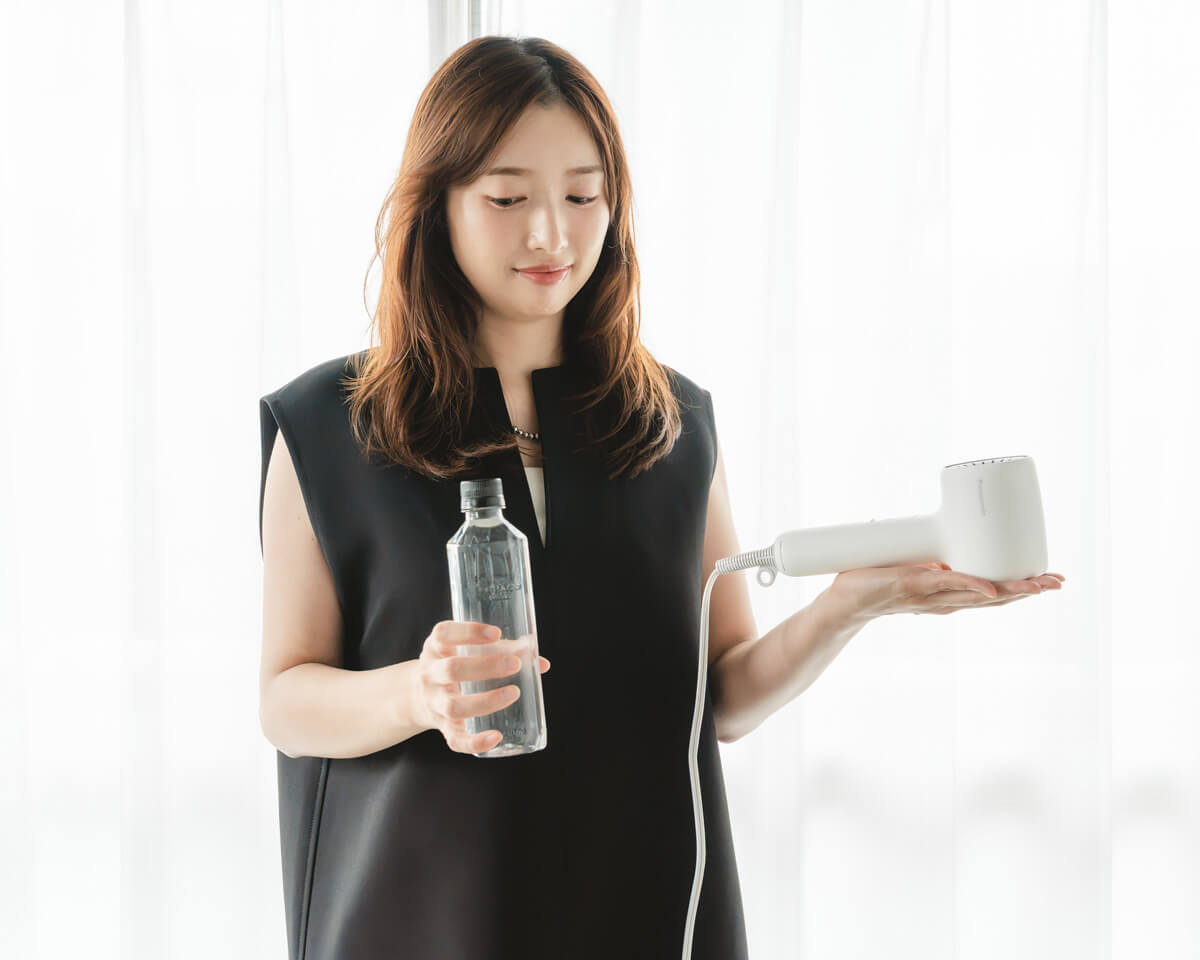 本体重量が約455gという軽量設計