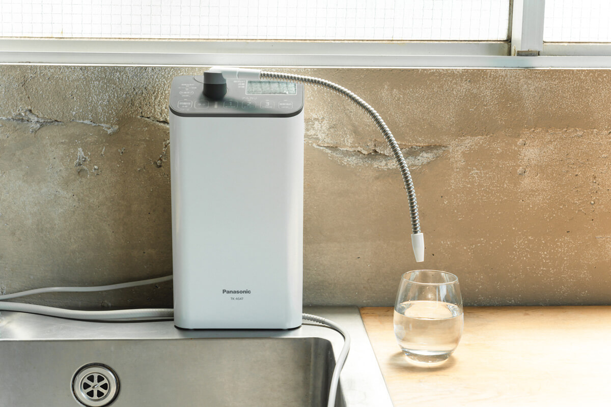 昔の整水器は大きいイメージがありましたが、今の製品は本当にコンパクトです。