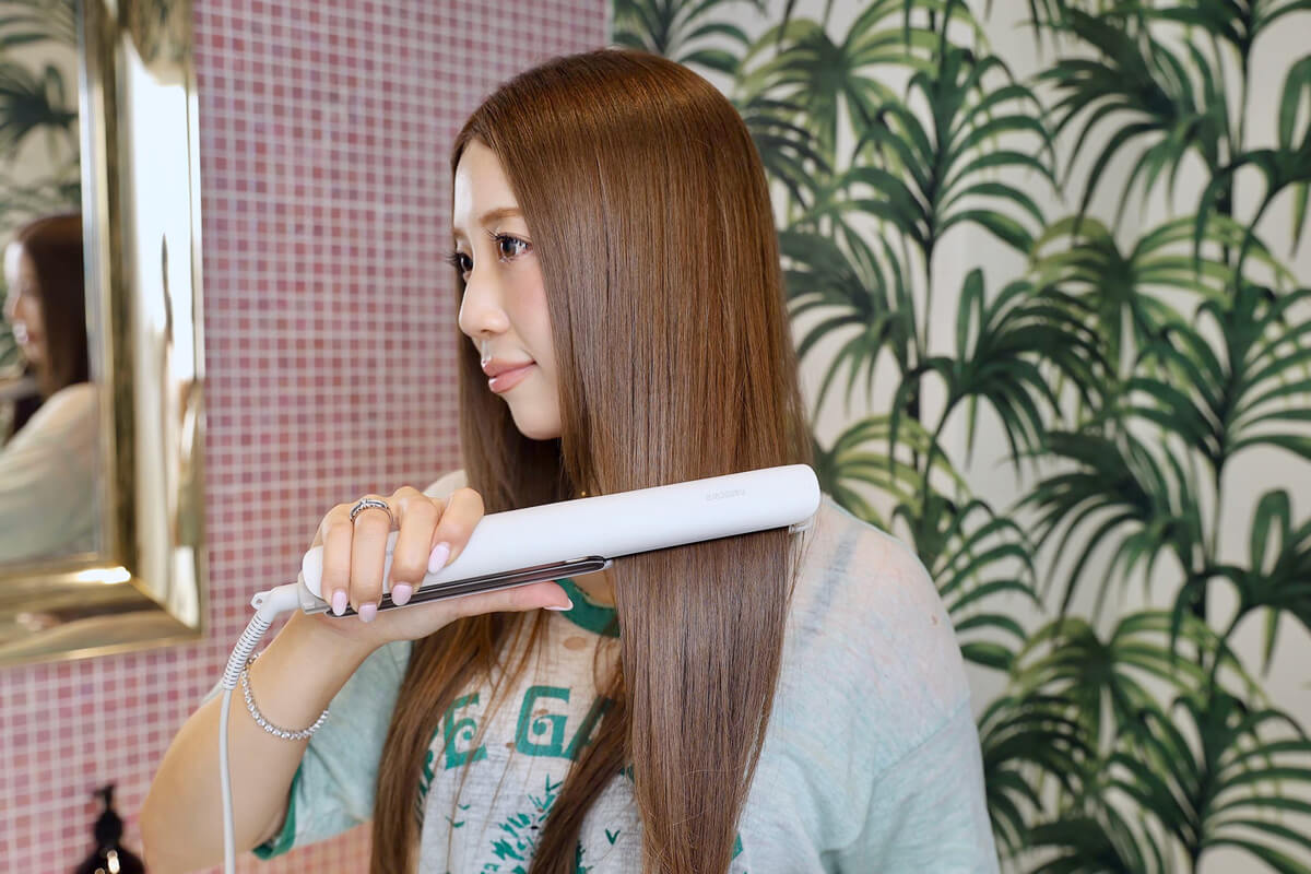 パナソニックのヘアアイロンはどれがおすすめ？美容師がストレートアイロン ナノケアを比較して使い心地を検証