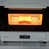 オーブントースター ビストロ NT-D700_食パンを焼いている様子3